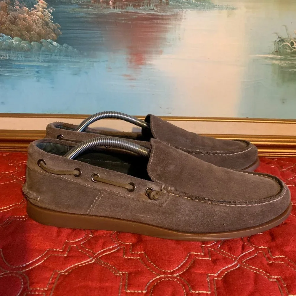 Kenneth Cole Reaction brown suede loafer/boat shoes Men's size 10